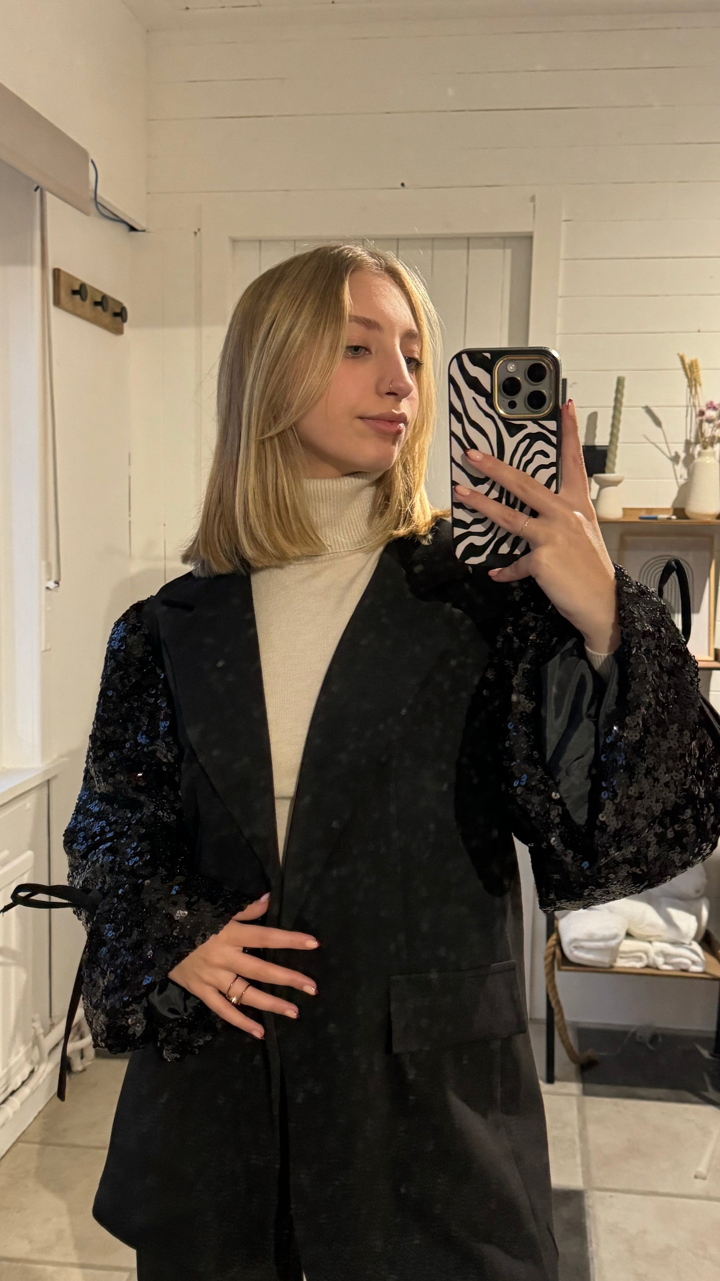 BLAZER MET GLITTER I ZWART
