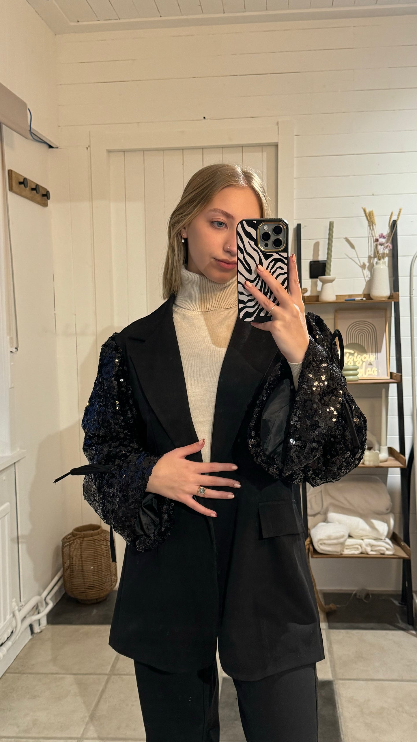 BLAZER MET GLITTER I ZWART